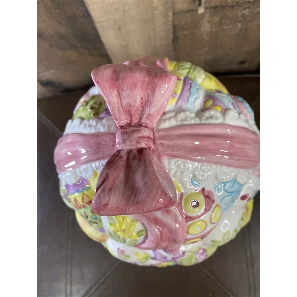 PBC International 3D‎ Easter Egg Cookie Jar Vintage Holiday Ribbon Bow 8x10